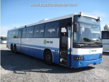 Podmiejski autobus Volvo CARRUS 8700 B12M: zdjęcie 1