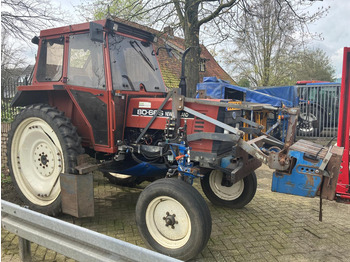 Ciągnik rolniczy FIAT