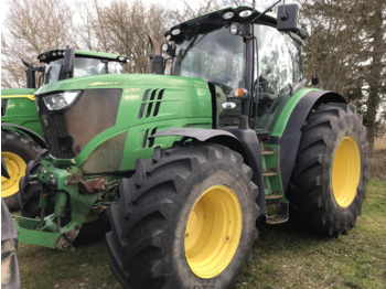 Ciągnik rolniczy JOHN DEERE 6210R