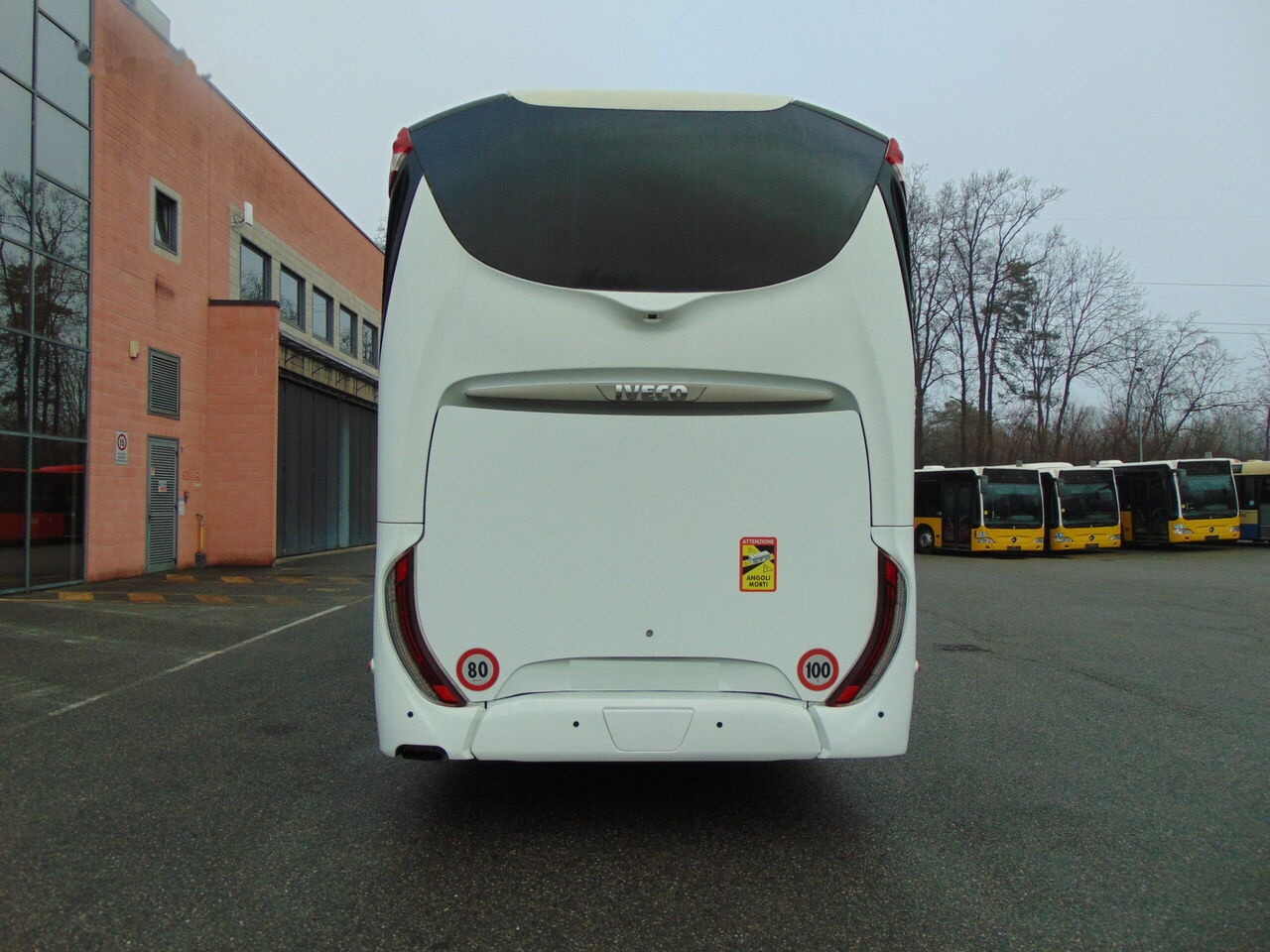 Podmiejski autobus IVECO MAGELYS: zdjęcie 6
