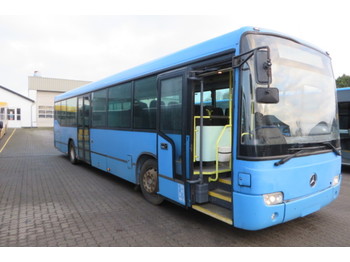 Podmiejski autobus MERCEDES-BENZ Conecto: zdjęcie 1