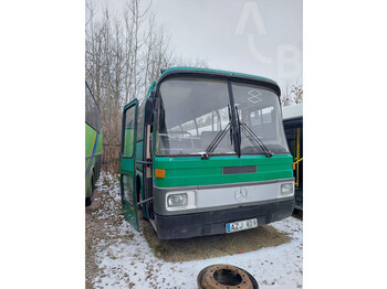 Podmiejski autobus Mercedes-Benz O 303: zdjęcie 1