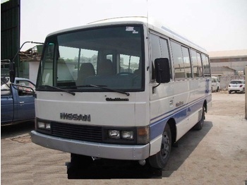 NISSAN Civilian - Turystyczny autobus