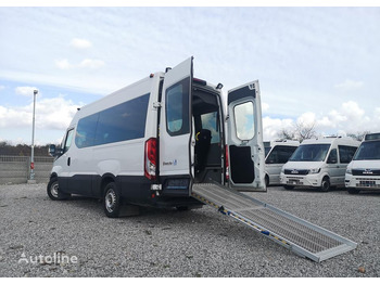 Minibus IVECO Daily