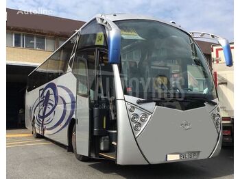 Turystyczny autobus IVECO