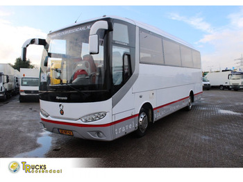 Turystyczny autobus IVECO