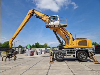 Koparka przeładunkowa LIEBHERR