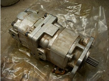 Komatsu (54) pump for transmission - Getriebepumpe - Części zamienne