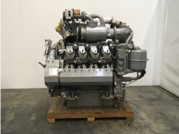 MTU 8v4000 - Silnik