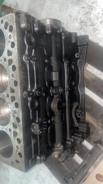 Silnik i części do Maszyn rolniczych Silnik słupek new holland case F4GE 4C: zdjęcie 7