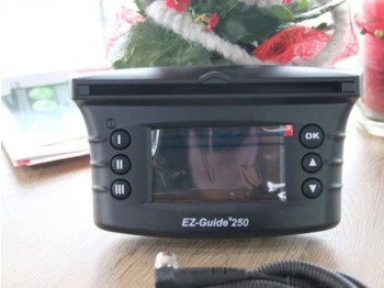 Steyr EZ-Guide 250 mit AG 15 Antenne - System nawigacyjny