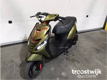 Piaggio Zipp C25 - Motocykl