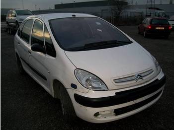 citroen MPV, fabr.CITROEN, type PICASSO, 2.0 HDI, eerste inschrijving 01-01-2006, km-stand 114.700, chassisnr VF7CHRHYB39999467, AIRCO, alle documenten aanwezig - Samochód osobowy