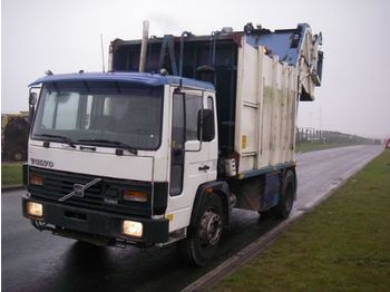 Volvo FL 616 4X2      8M3 - Śmieciarka