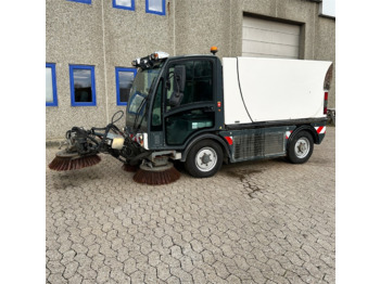 Boschung Urban-Sweeper S3 - Zamiatarka przemysłowa
