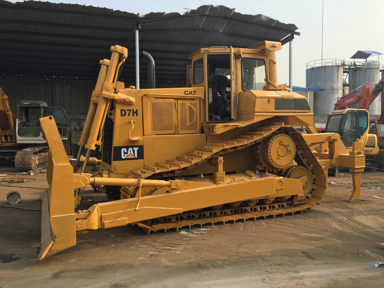 Nowy Spycharka Famous brand CATERPILLAR D7H in good condition on sale: zdjęcie 5
