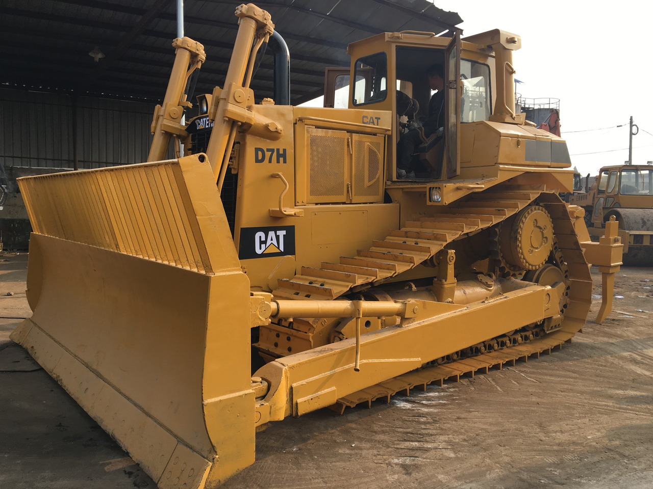 Nowy Spycharka Famous brand CATERPILLAR D7H in good condition on sale: zdjęcie 3