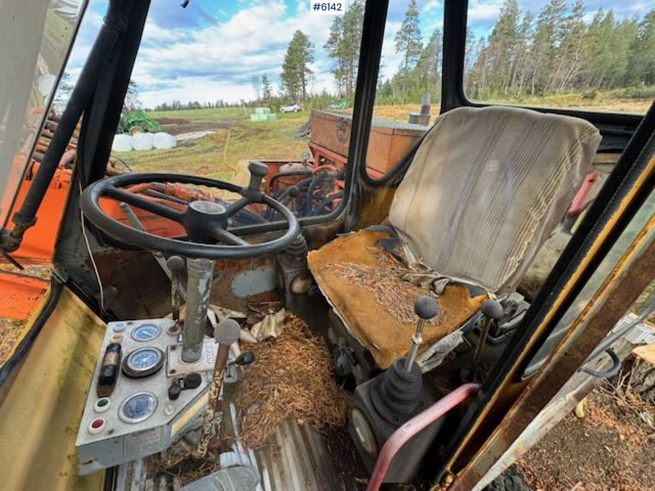 Ładowarka kołowa 1975 Atlas wheeled excavator. Repair project