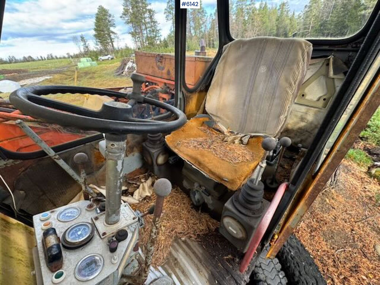 Ładowarka kołowa 1975 Atlas wheeled excavator. Repair project