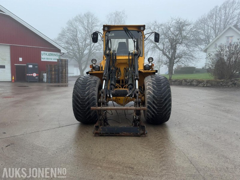 Ładowarka kołowa 1988 VOLVO BM L30 HJULLASTER, SENTRALSMØRING, VEKTSYSTEM
