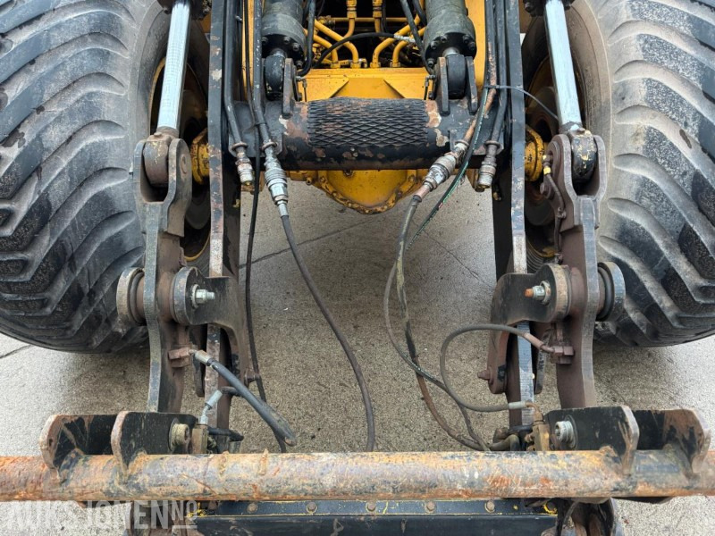 Ładowarka kołowa 1988 VOLVO BM L30 HJULLASTER, SENTRALSMØRING, VEKTSYSTEM