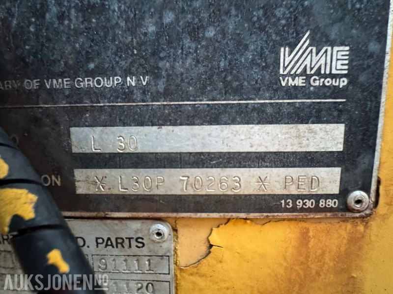 Ładowarka kołowa 1988 VOLVO BM L30 HJULLASTER, SENTRALSMØRING, VEKTSYSTEM