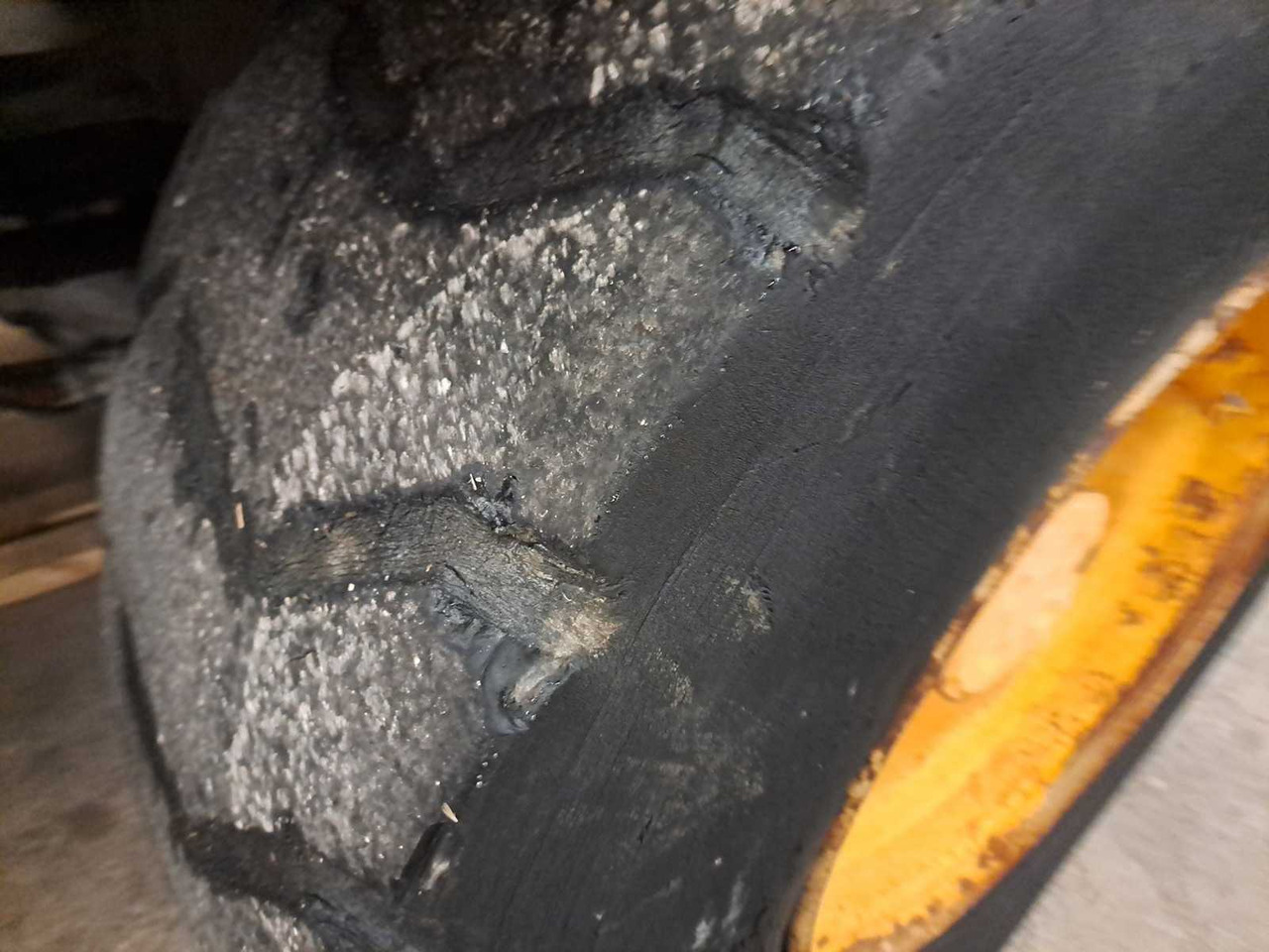 Ładowarka kołowa 2002 LIEBHERR L514 SHOVEL