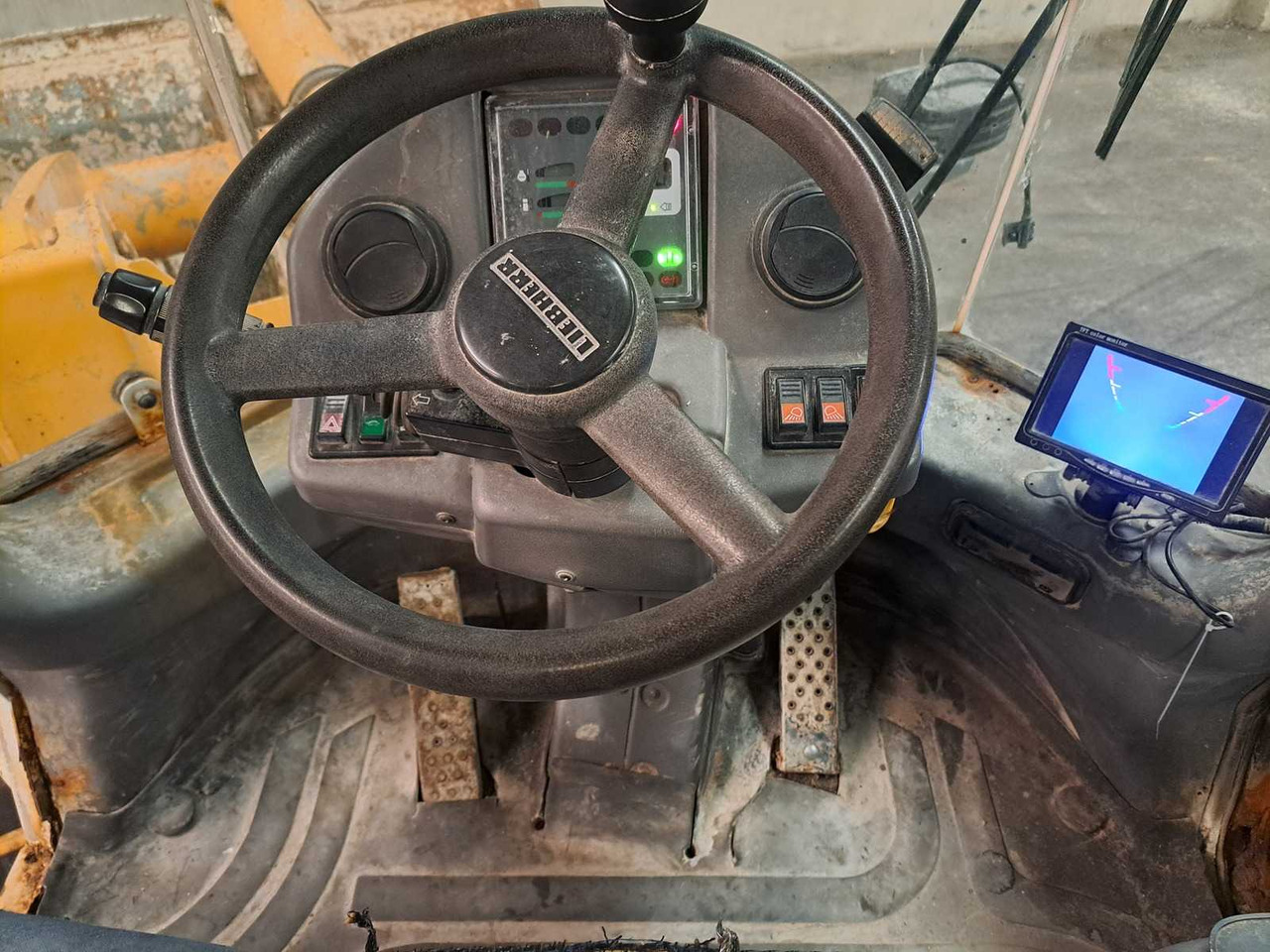 Ładowarka kołowa 2002 LIEBHERR L514 SHOVEL