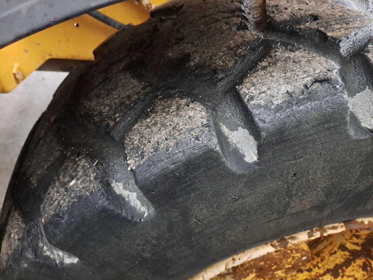 Ładowarka kołowa 2002 LIEBHERR L514 SHOVEL