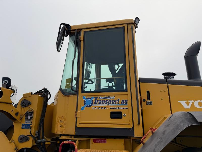 Ładowarka kołowa 2006 Volvo L90E hjullaster - Sentralsmøring - Joystick - Tilleggshydraulikk - Stort BM Feste
