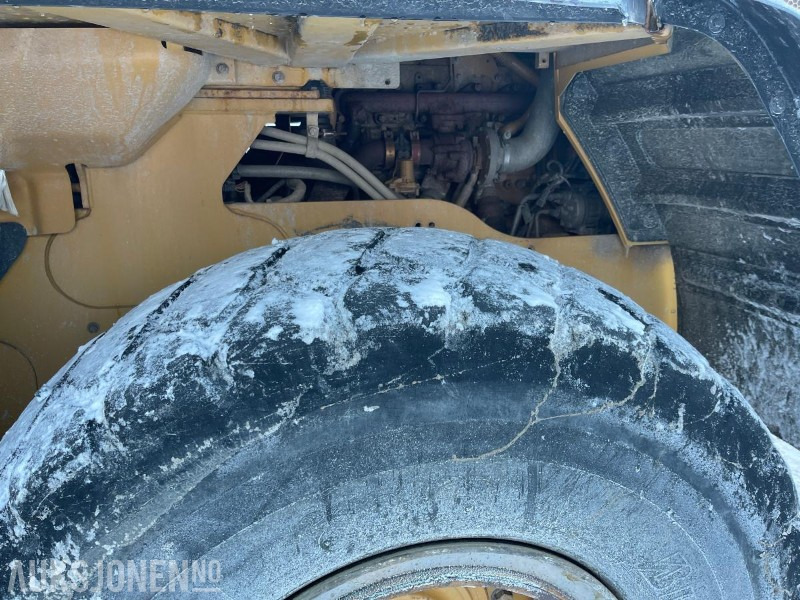 Ładowarka kołowa 2013 Cat 938K Hjullaster, 9988 timer, Sertifisert til Juli 2026