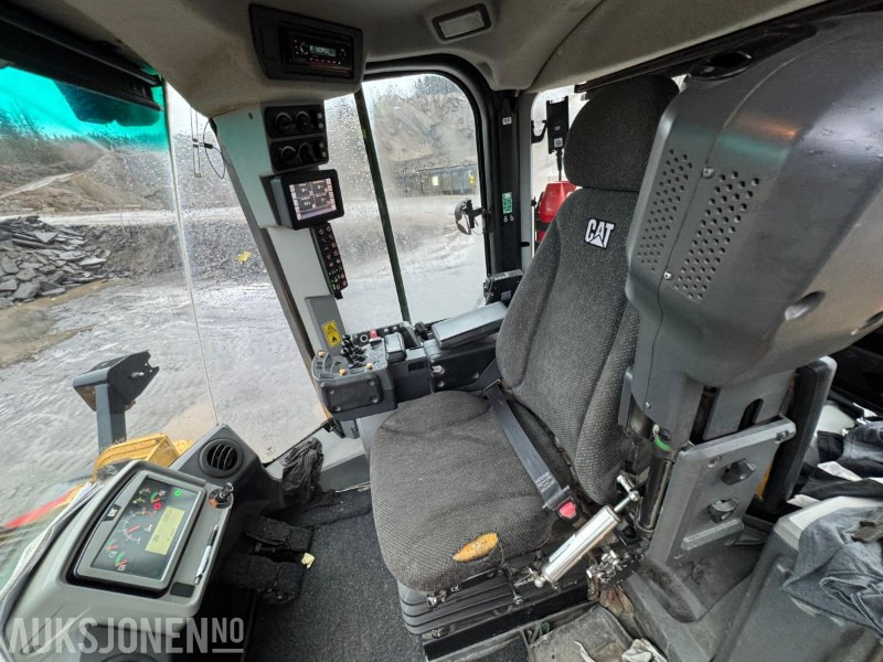 Ładowarka kołowa 2015 CAT 966M FOREST MACHINE HJULLASTER, VEKT, SENTRALSMØRING, FULL SERVICEHISTORIKK, SKUFFE