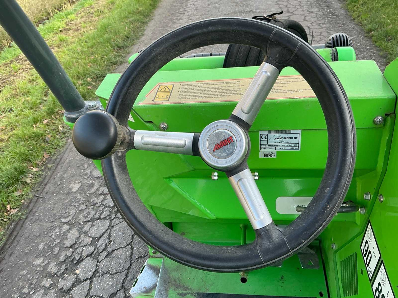 Ładowarka kołowa 2018 AVANT M528 SHOVEL