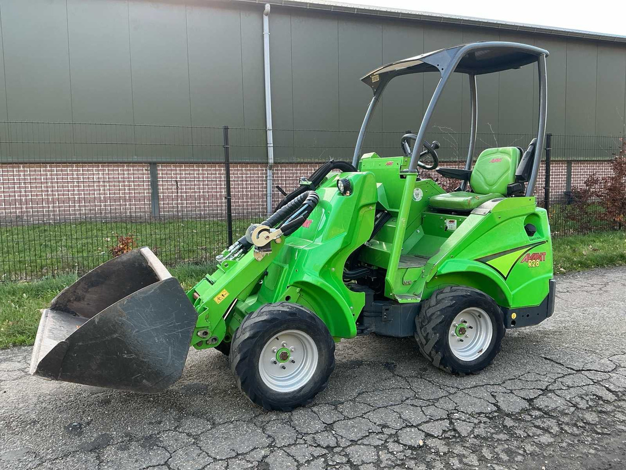 Ładowarka kołowa 2018 AVANT M528 SHOVEL