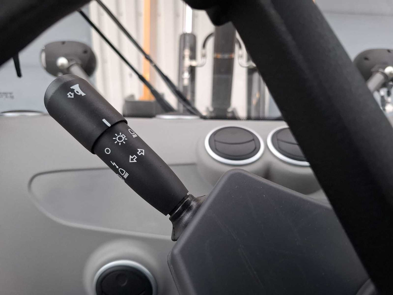 Ładowarka kołowa 2023 CASE 21F SHOVEL