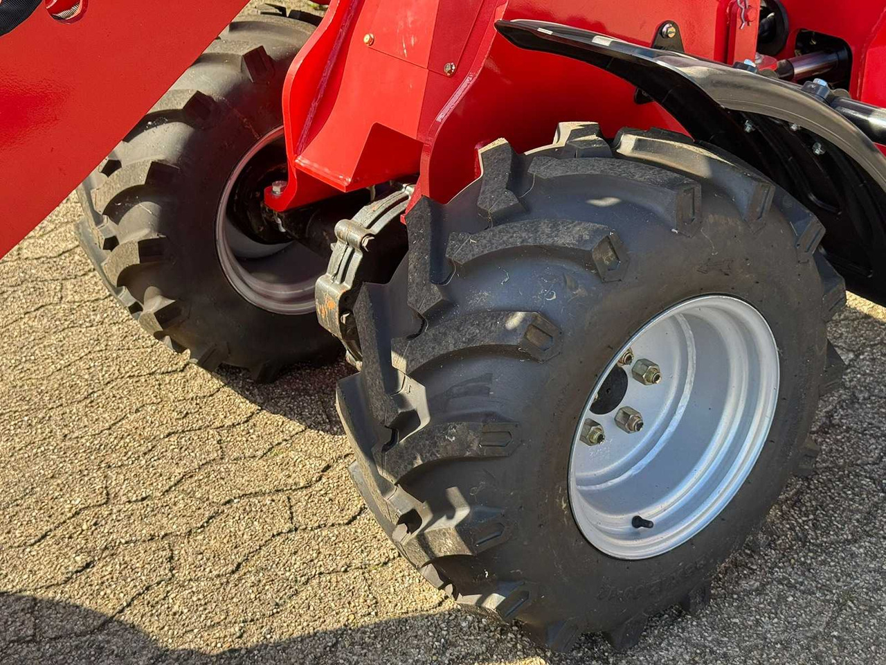 Ładowarka kołowa 2024 STAHLWORKS R906 SHOVEL