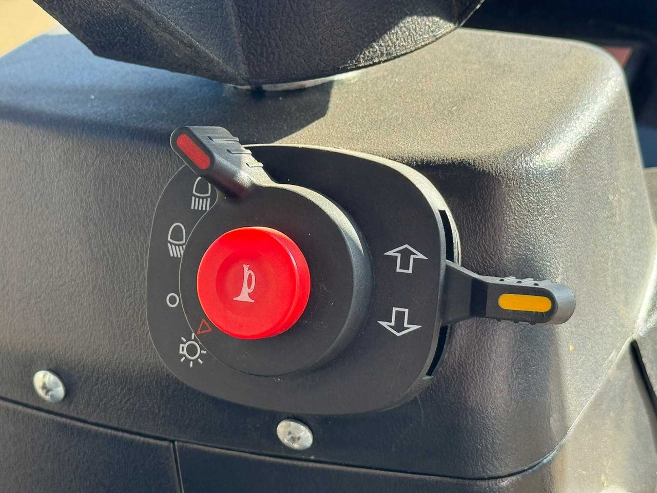 Ładowarka kołowa 2024 STAHLWORKS R906 SHOVEL