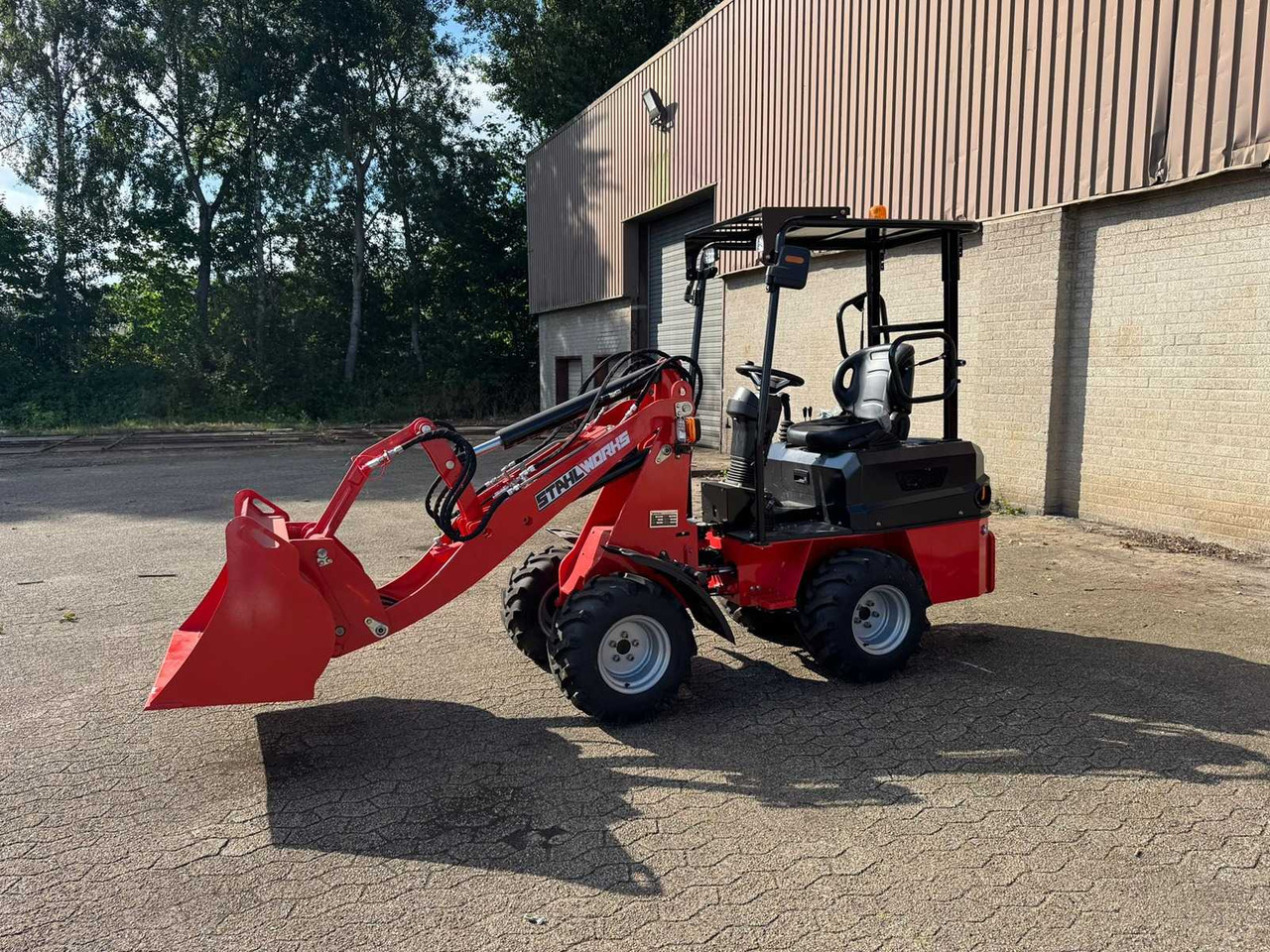 Ładowarka kołowa 2024 STAHLWORKS R906 SHOVEL