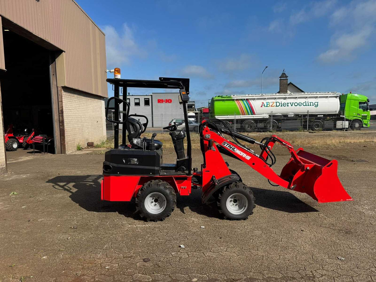 Ładowarka kołowa 2024 STAHLWORKS R906 SHOVEL