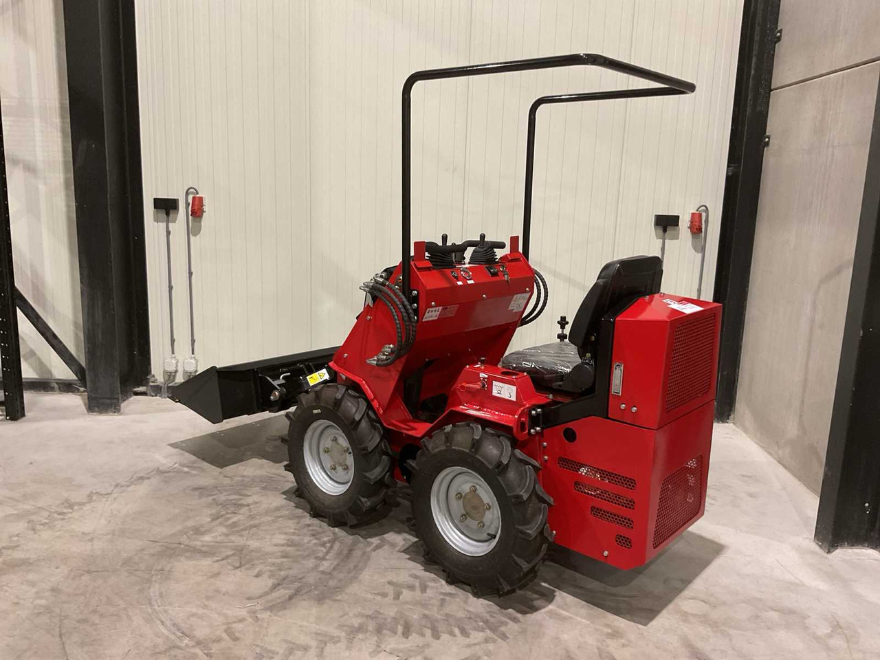 Ładowarka kołowa 2025 RHINO-CROSS SSL480 SHOVEL