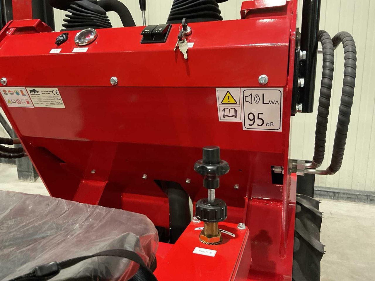 Ładowarka kołowa 2025 RHINO-CROSS SSL480 SHOVEL