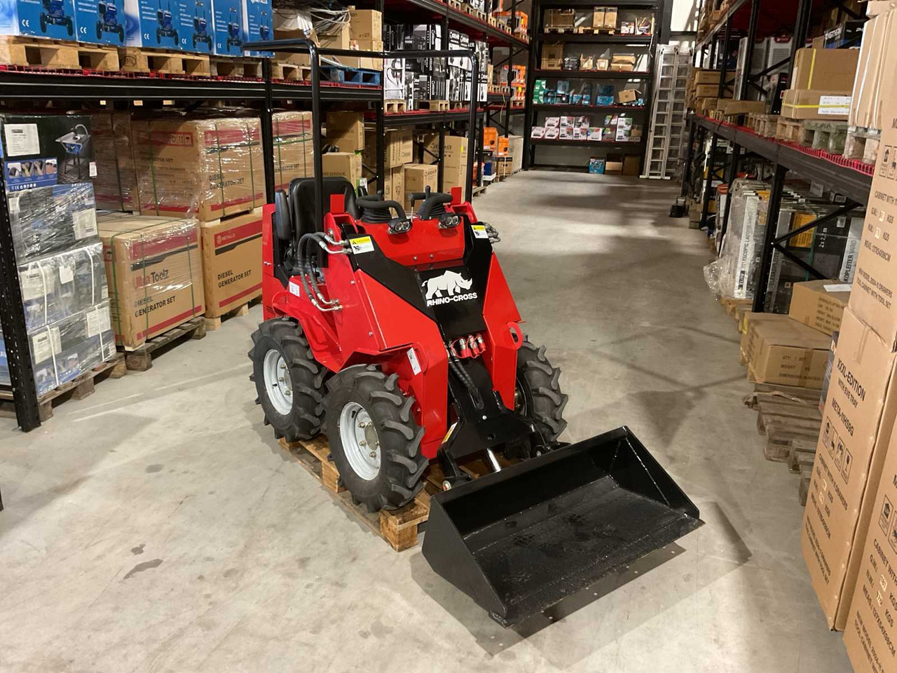 Ładowarka kołowa 2025 RHINO-CROSS SSL480 SHOVEL