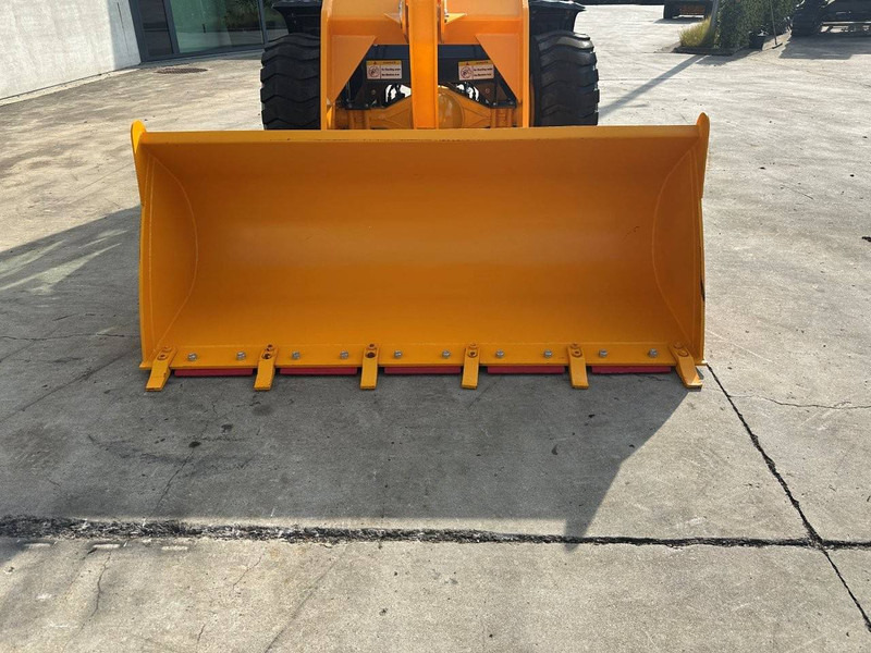 Ładowarka kołowa BLANCHE TW36