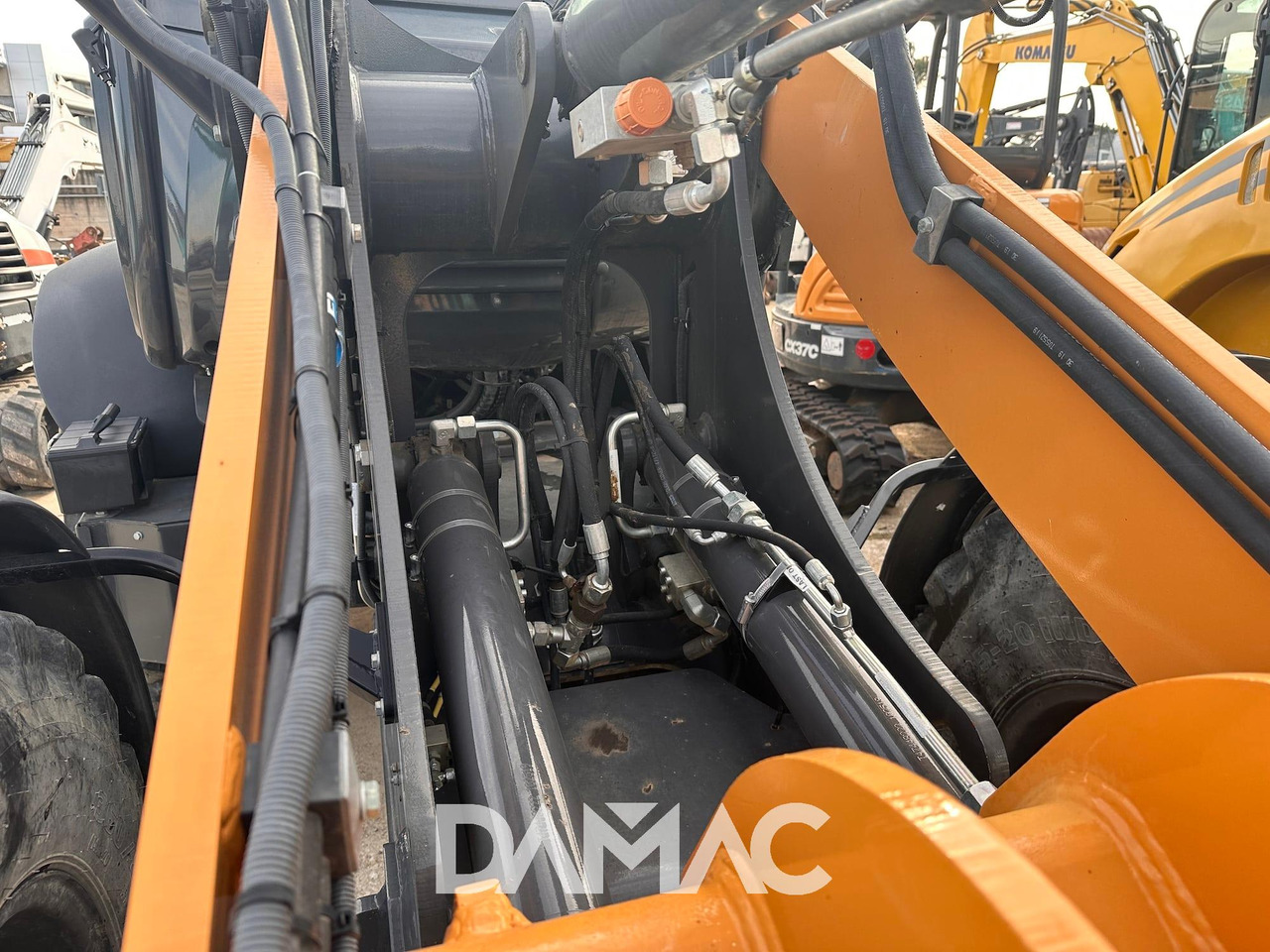 Ładowarka kołowa CASE 321F