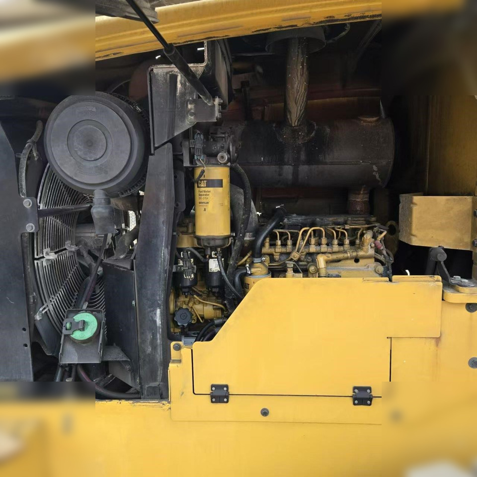 Ładowarka kołowa CATERPILLAR 924K