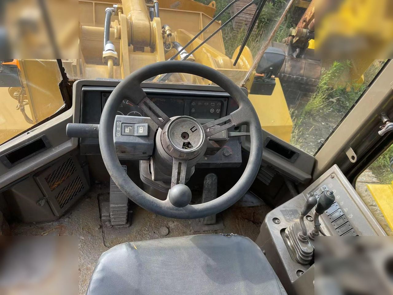 Ładowarka kołowa CATERPILLAR 938F