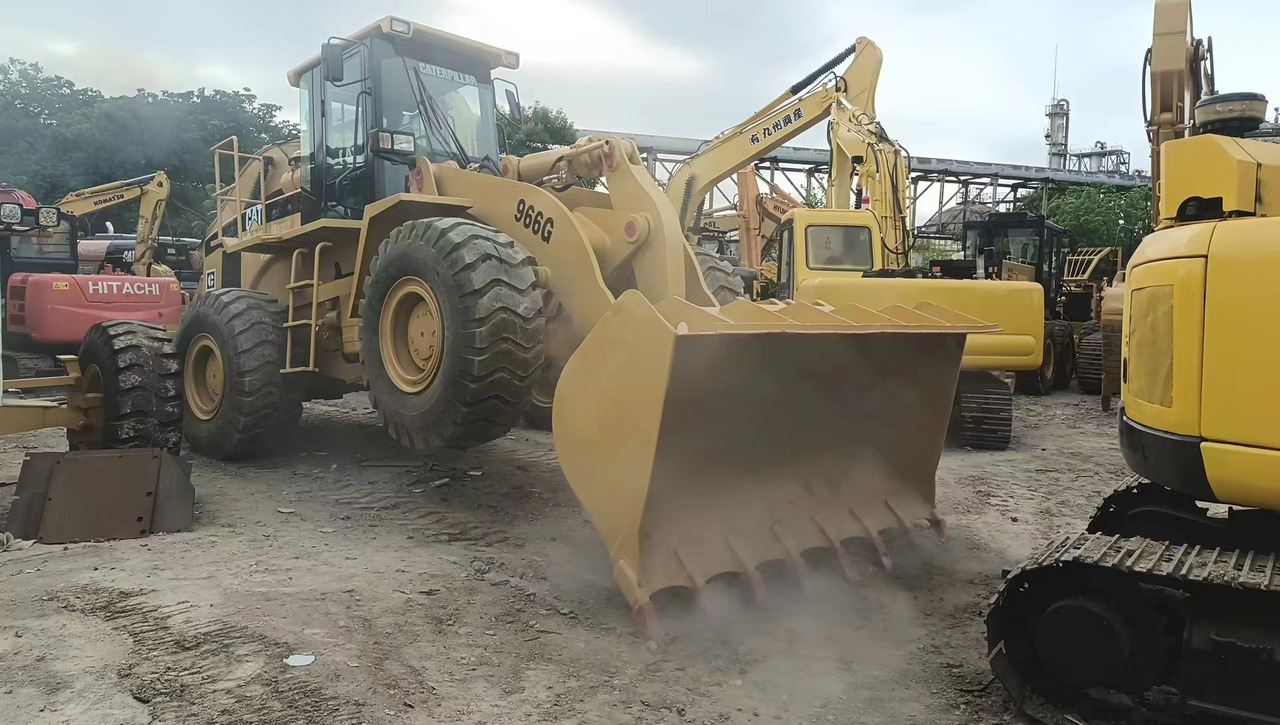 Ładowarka kołowa CATERPILLAR 966G
