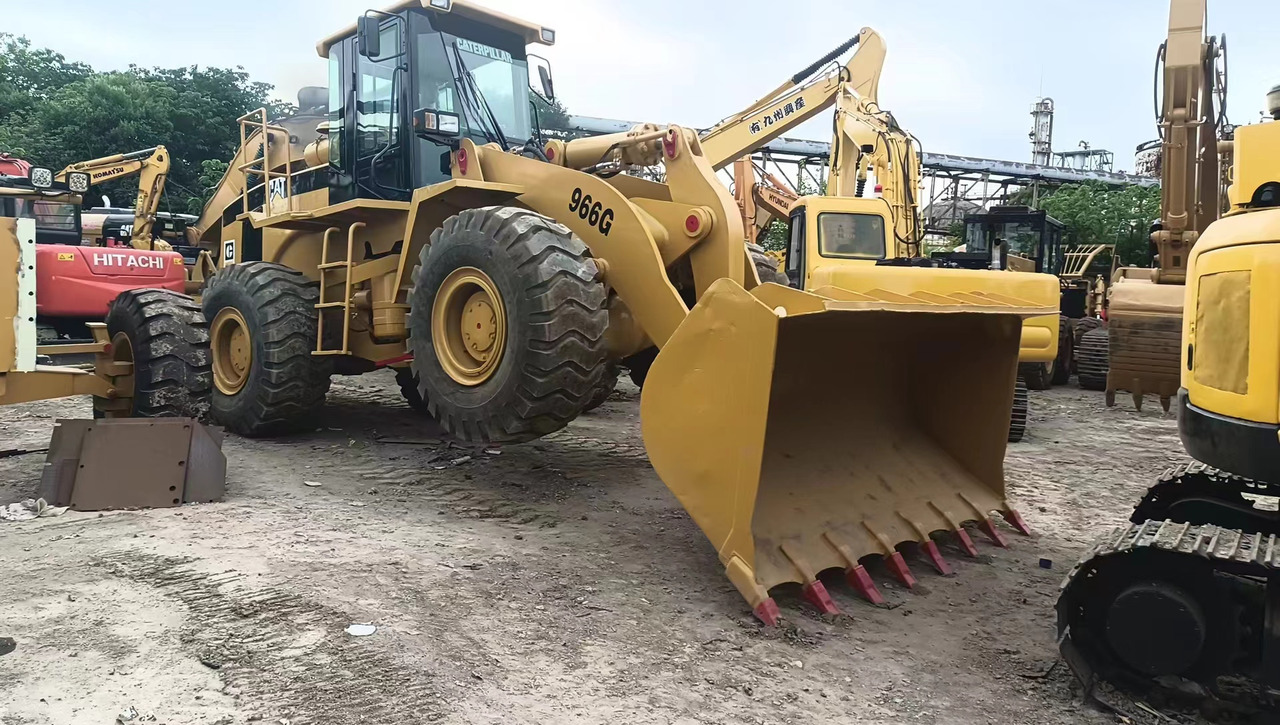 Ładowarka kołowa CATERPILLAR 966G