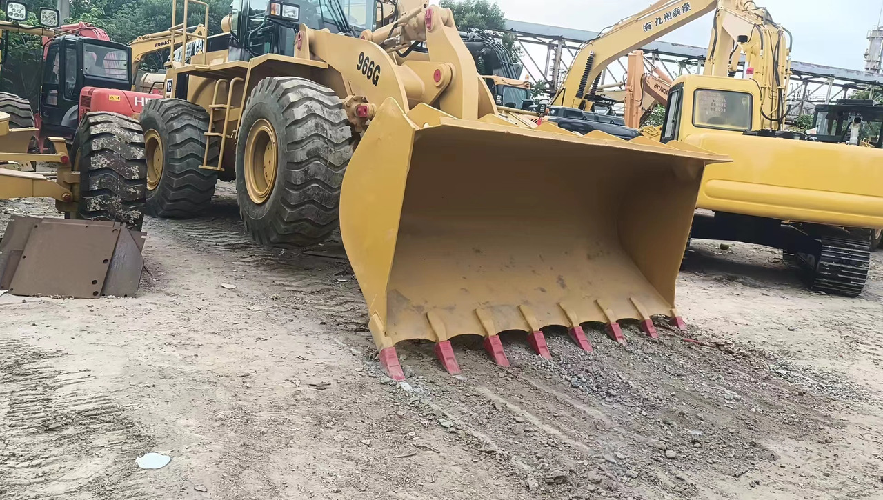 Ładowarka kołowa CATERPILLAR 966G