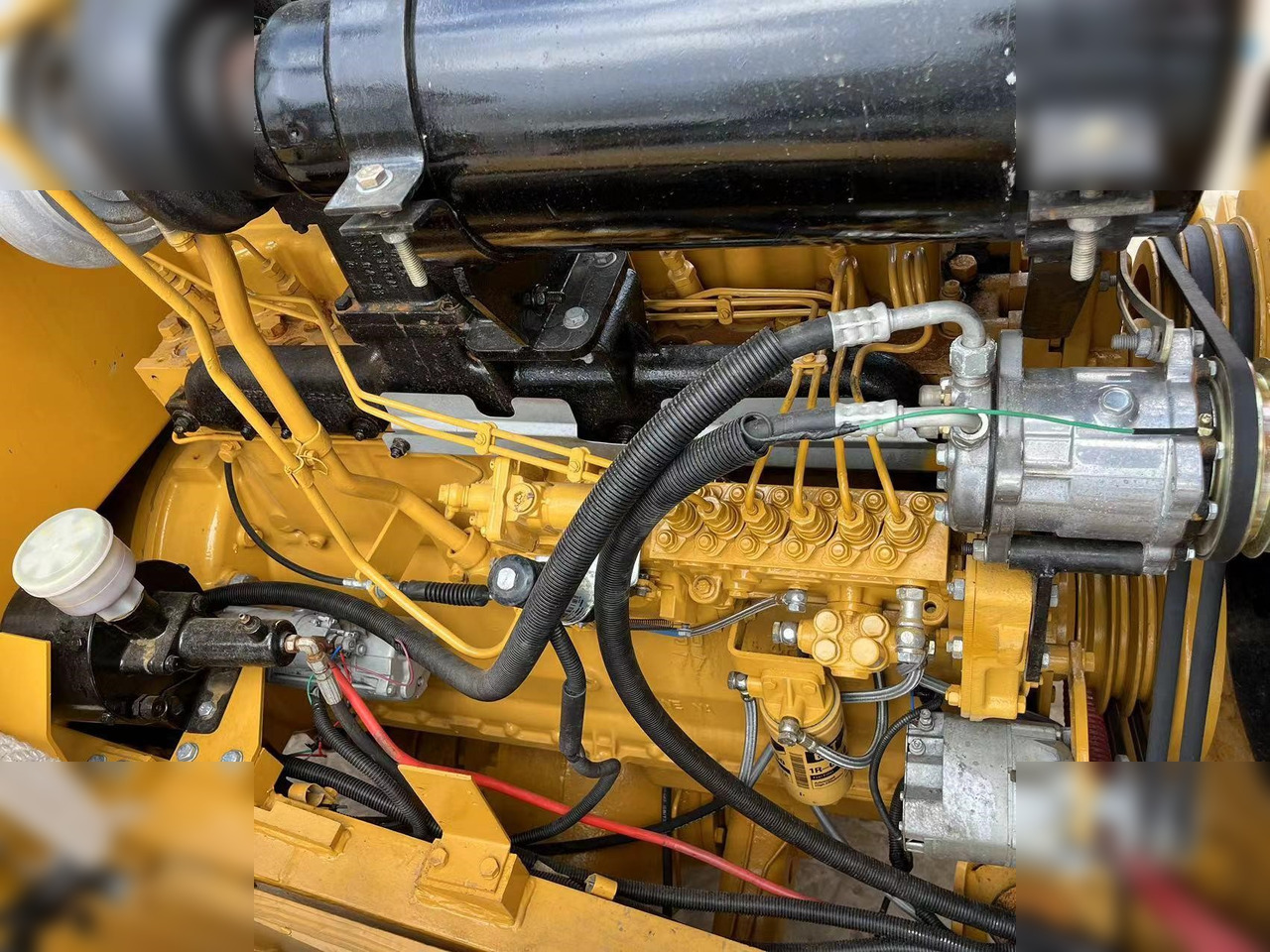 Ładowarka kołowa CATERPILLAR 966H